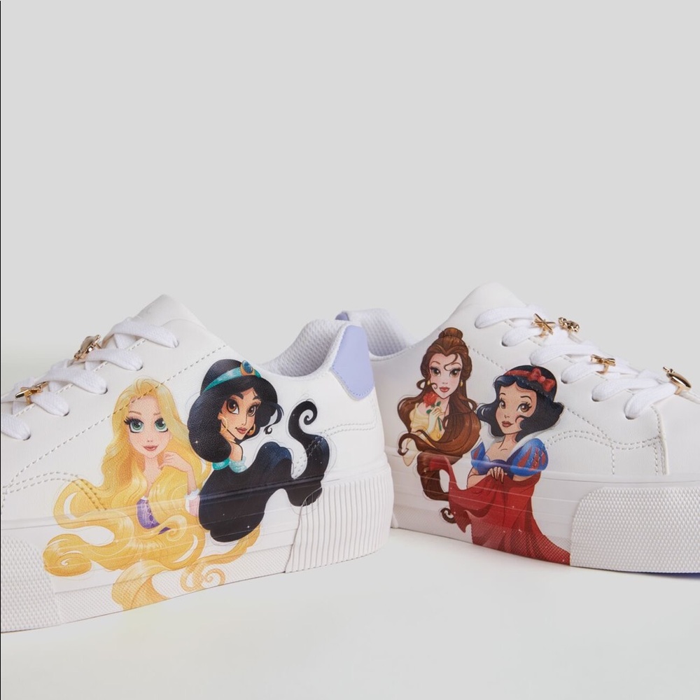 New condition Disney princess sneakers in white
